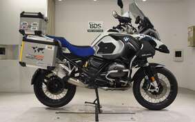 BMW R1200GS ADVENTURE 2015 0A02