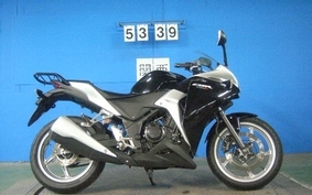 HONDA CBR250R MC42