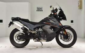 KTM 890 ADVENTURE	 2023 TS640