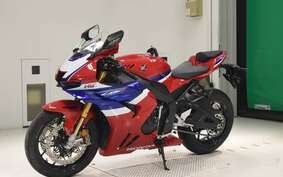 HONDA CBR1000RR RSP 2024 SC82