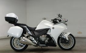 HONDA VFR1200F DCT 2010 SC63