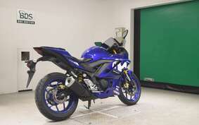 YAMAHA YZF-R25 RG10