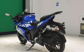 SUZUKI GIXXER 250 SF