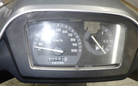 SUZUKI ADDRESS V100 CE13A