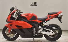 HONDA CBR1000RR 2004 SC57