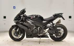 HONDA CBR1000RR R 2020 SC82