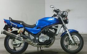 SUZUKI GSX250FX ZR250C