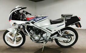 YAMAHA FZR250 2KR