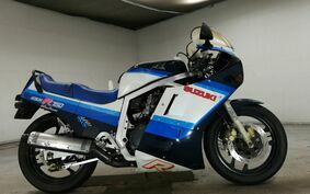 SUZUKI GSX-R750 1987 GR71G