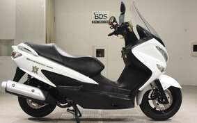 SUZUKI SKYWAVE 200 (Burgman 200) CH41A