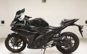 YAMAHA YZF-R25 A RG43J