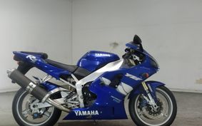 YAMAHA YZF-R1 2000 RN01