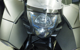 HONDA NM4 VULTUS -02 2014 RC82