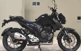 YAMAHA FZ25 RG42