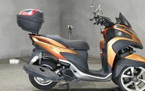 YAMAHA TRICITY 125 SE82J