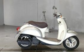 HONDA CREA SCOOPY I AF55