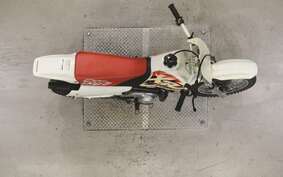 HONDA XR70R DE02