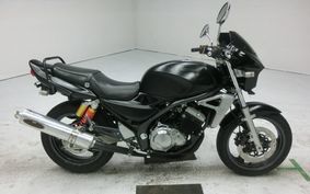 SUZUKI GSX250FX ZR250C