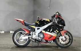 HONDA CBR900RR 1994 SC28