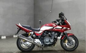 HONDA CB400 SUPER BOLDOR 2011 NC42