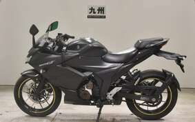 SUZUKI GIXXER 250 SF ED22B