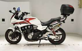 HONDA CB1300SB SUPER BOLDOR A 2010 SC54