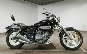 HONDA MAGNA 250