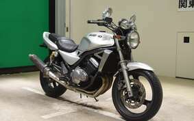 SUZUKI GSX250FX ZR250C