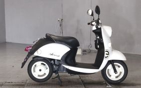 YAMAHA E- VINO  SY11J