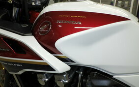 HONDA CB1300SB SUPER BOLDOR EP 2021 SC54