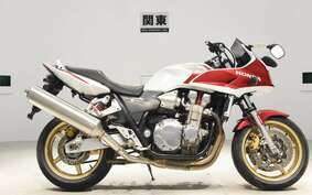 HONDA CB1300SB SUPER BOLDOR A 2006 SC54