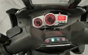 APRILIA SR MAX 300 2015 不明