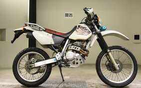 HONDA XR250R ME08