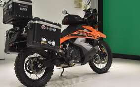 KTM 890 ADVENTURE	 2022