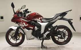 SUZUKI GIXXER 150 SF