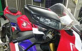 HONDA CBR1000RR RSP 2020 SC82