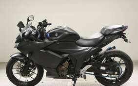 SUZUKI GIXXER 250 SF ED22B