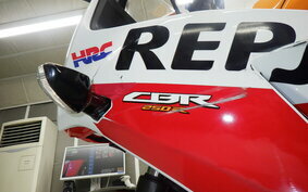 HONDA CBR250R A MC41