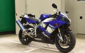 YAMAHA YZF-R1 2001 RN05