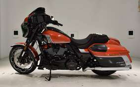 HARLEY FLHXSE1980CVO 2024