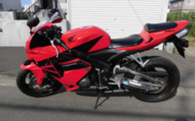 HONDA CBR600RR 2005 PC37