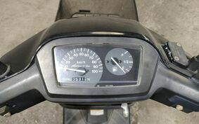 SUZUKI ADDRESS V100 CE11A