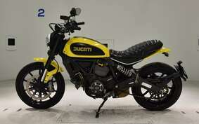 DUCATI SCRAMBLER ICON 2015