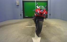 HONDA CBR600RR GEN 3 PC40