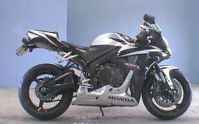 HONDA CBR600RR GEN 3 2011 PC40