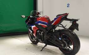 HONDA CBR1000RR R SC82