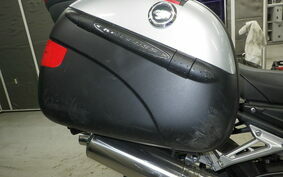 YAMAHA FZS1000 FAZER 2002 RN06