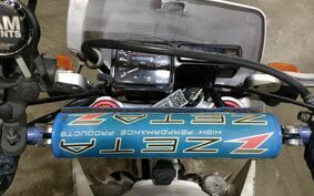 HONDA CRM250R MD24