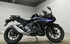 SUZUKI GSX250R DN11A