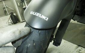 SUZUKI GIXXER 250 ED22B